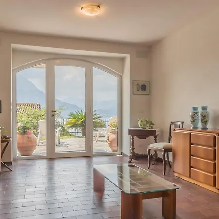 Candy House * Varenna