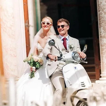 Candy House بيت للعطل فارينا